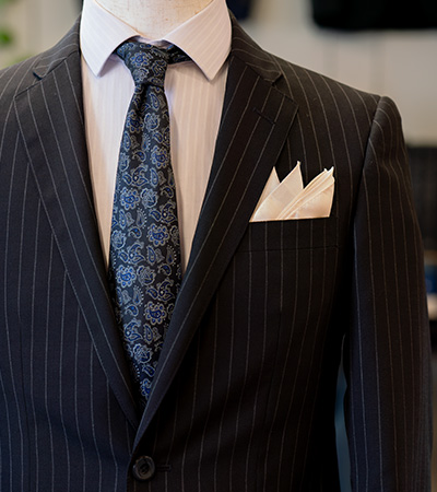 スーツトルソー着用写真02